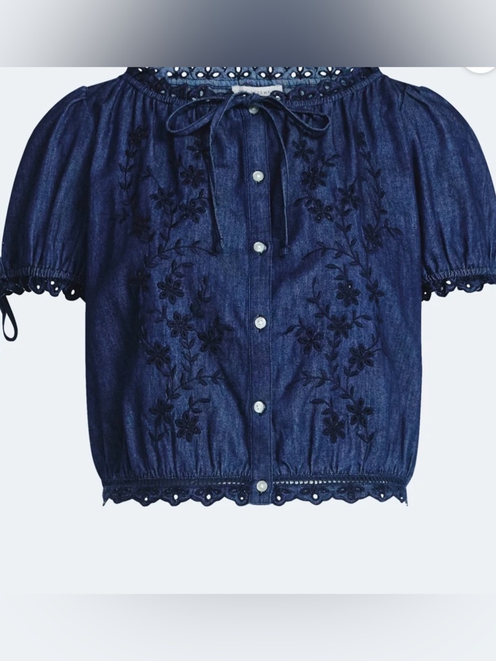 Free Assembly Women's and Women's  Embroidered Cropped Cotton Top  Size Large